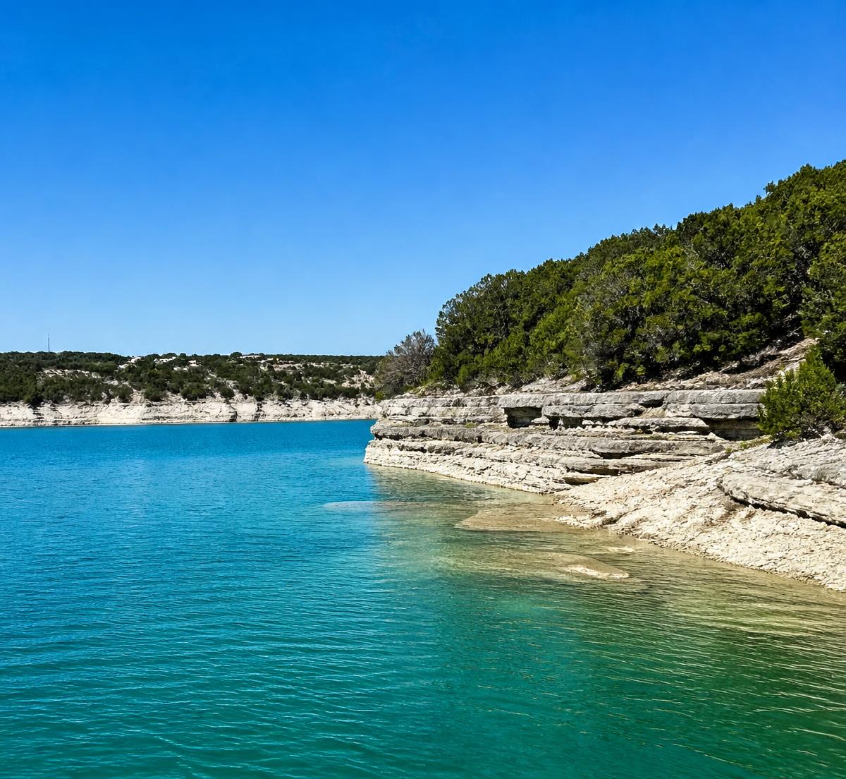 Calm Canyon Lake water near Potters Creek Park